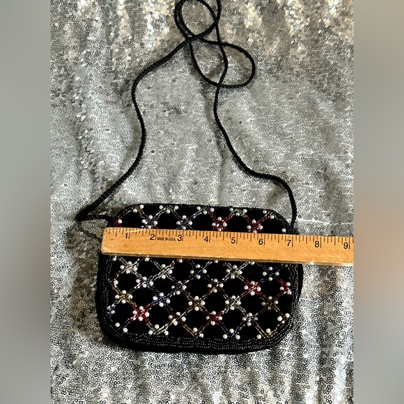 Black Beaded Crossbody Bag - Picture 14 of 16